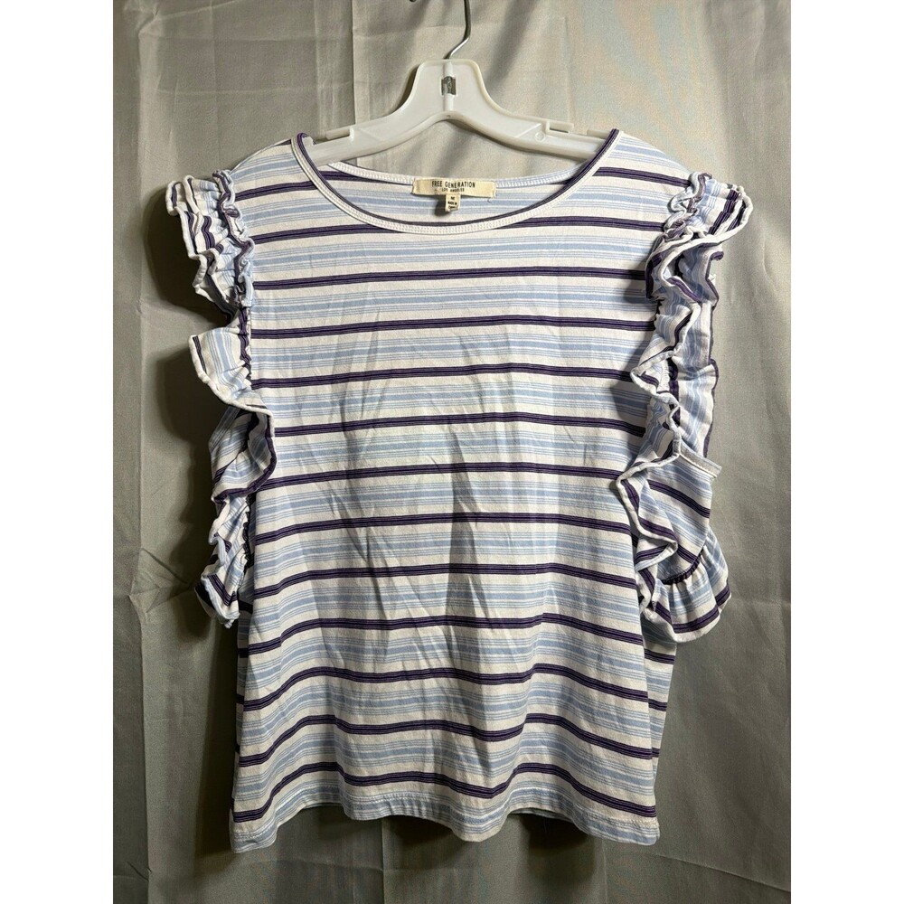 Cute Free Generation Shirt M